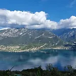 Casa Noemi Con Splendida Vista Апартаменты